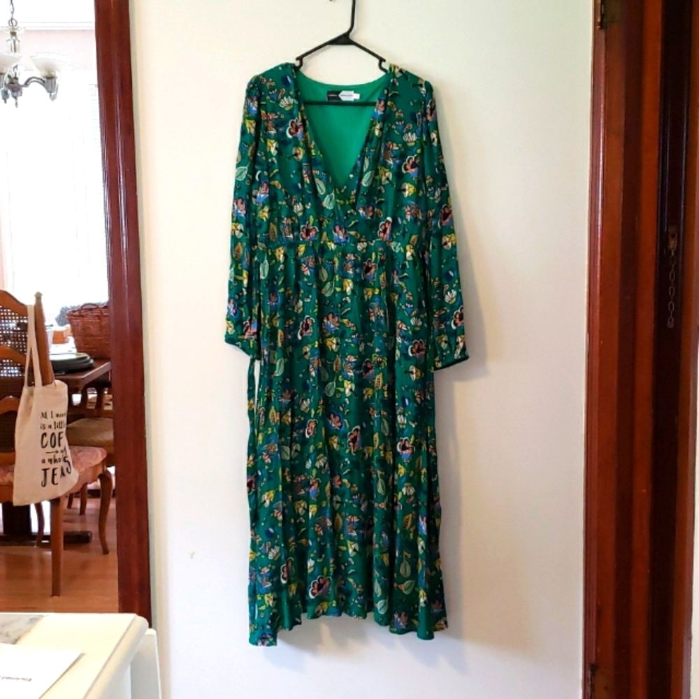 Green floral dress- Piper & Scoot
